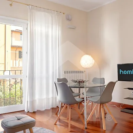 アパート Homiday- Charm And Relax - Centro Storico ピサ